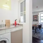 Acolhedor De 1 Perto Da Baixa דירה ליסבון