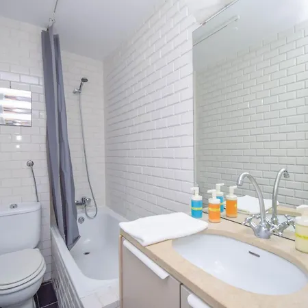 Apartment Acolhedor De 1 Perto Da Baixa